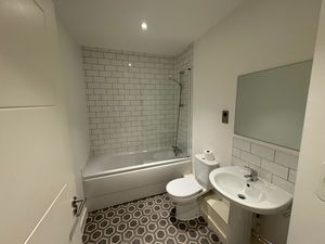 Photo 14- click for photo gallery